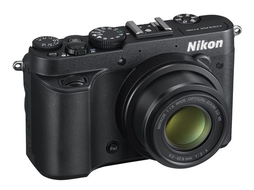 Nikon Coolpix P7700 