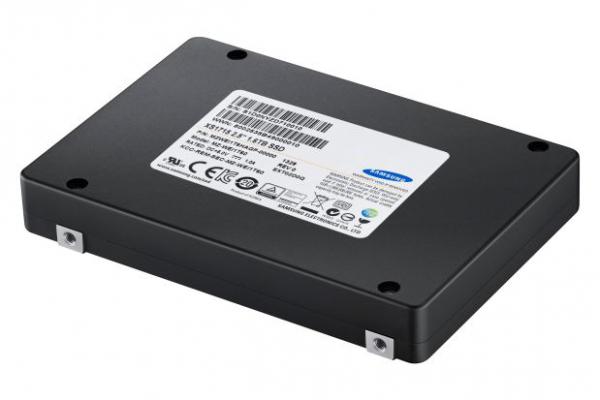 Samsung SSD 840 EVO NVMe SSD XS1715