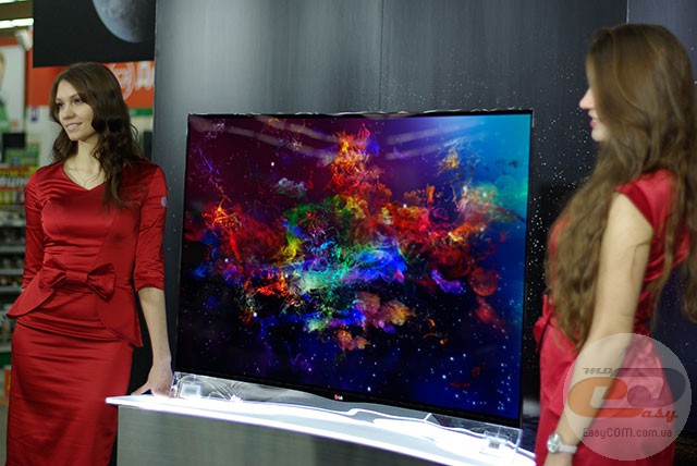 LG Curved OLED TV