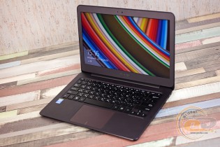 ASUS ZENBOOK UX305FA