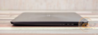 ASUS ZENBOOK UX305FA