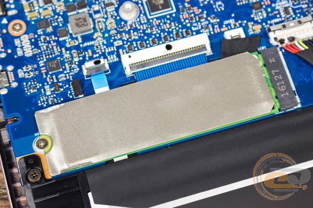 ASUS ZenBook UX330UA