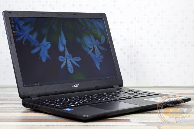 Acer Aspire ES1-571-31D2 (NX.GCEEU.092)