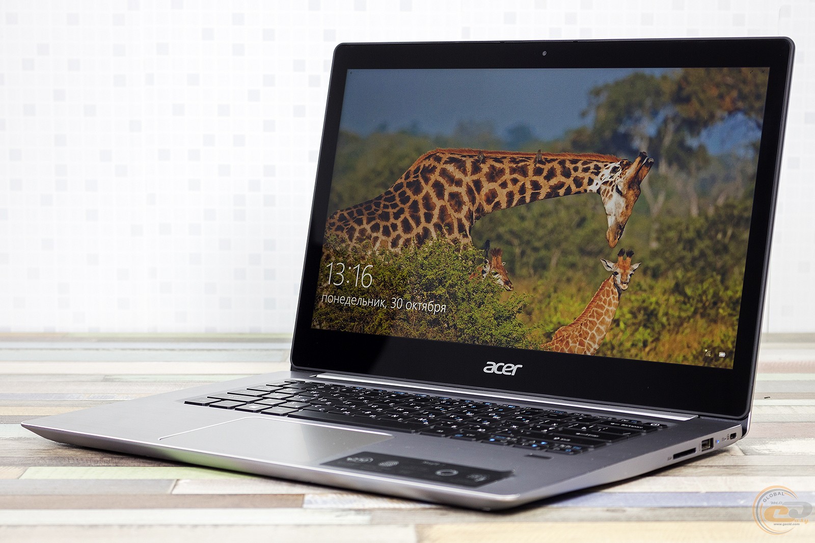 Ноутбук асер свифт. Ноутбук Acer Swift 3. Acer Acer Swift 3. Acer ультрабук Swift 3 диагональ. Ноутбук Swift Acer Gold Safari 14 дюймов.