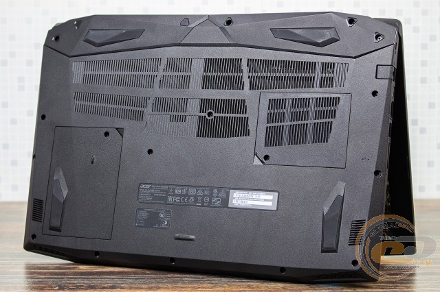 Acer Nitro 5 AN515-52-70VN