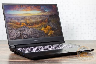 Dream Machines G1660Ti-15UA21