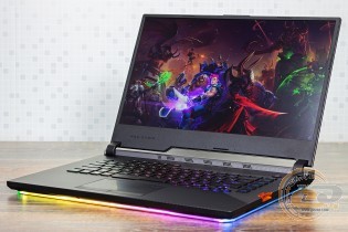 ASUS ROG Strix SCAR III