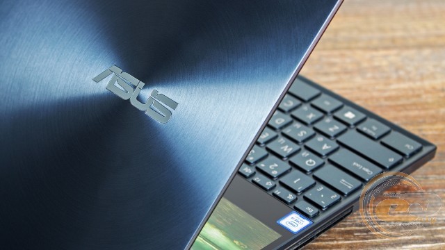 ASUS ZenBook Pro Duo UX581GV