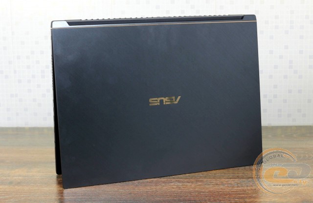 ASUS ProArt StudioBook Pro 17 W700