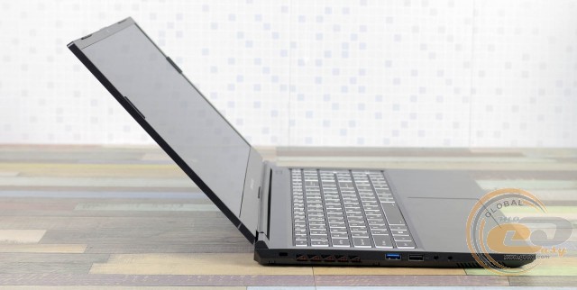 Dream Machines G1650Ti-15UA61