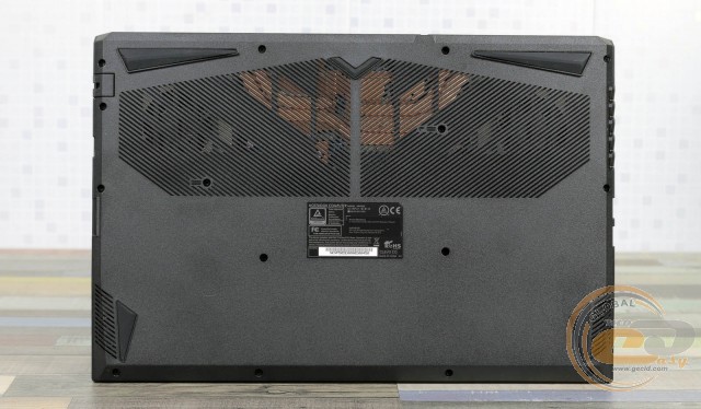 Dream Machines G1650Ti-15UA61