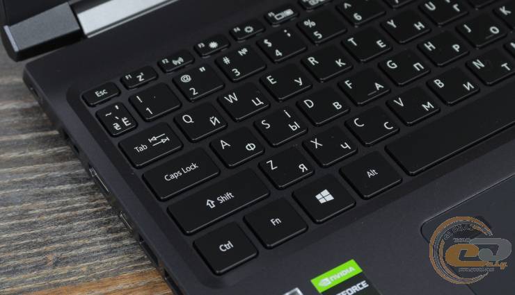 Acer Aspire 7 A715-42G