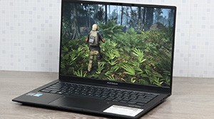 Огляд ноутбука ASUS Zenbook 14X OLED UX3404VA: елегантний і сучасний