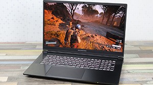 Огляд Dream Machines RG5070-17UA30: більше, ніж просто ігровий ноутбук