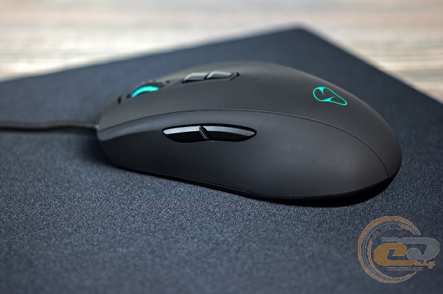 Mionix AVIOR 8200