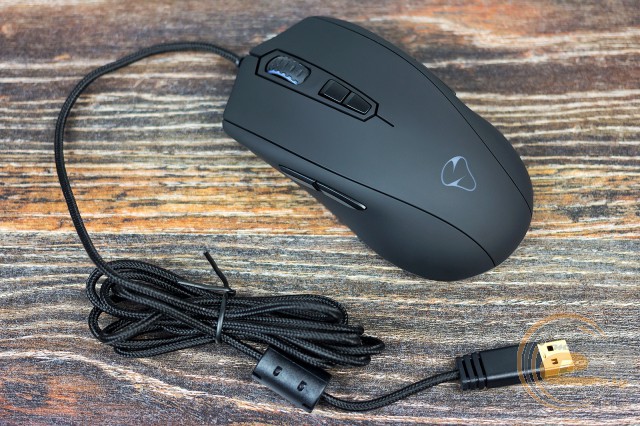 Mionix AVIOR 8200