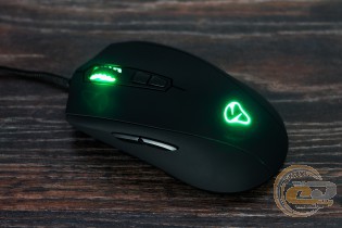 Mionix AVIOR 8200