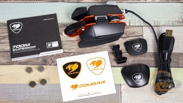 COUGAR 700M Superior