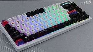 Огляд ASUS ROG Azoth X: клавіатура, де стиль не заважає змісту
