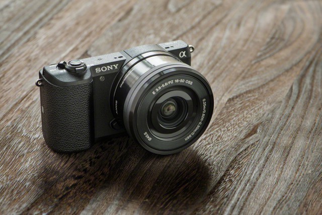 Sony α5100 (ILCE-5100L)