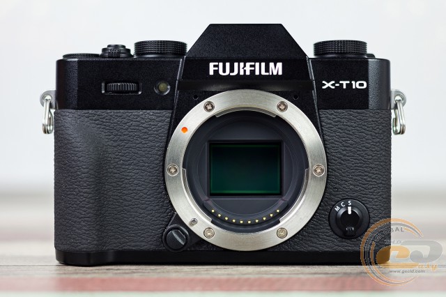 FUJIFILM X-T10