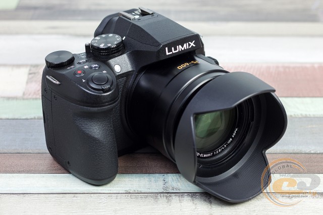 Panasonic LUMIX DMC-FZ300