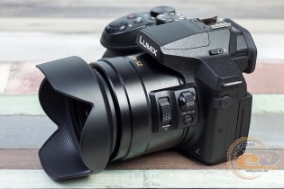 Panasonic LUMIX DMC-FZ300