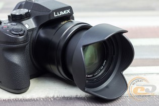 Panasonic LUMIX DMC-FZ300