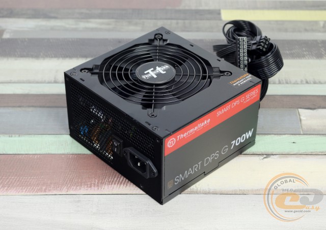 Thermaltake SMART DPS G 700W Bronze