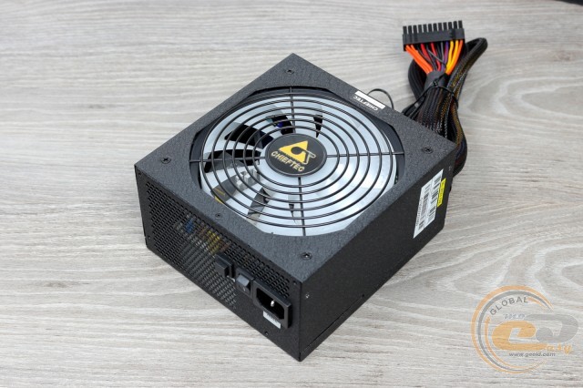 CHIEFTEC PHOTON GOLD 750W (GDP-750C-RGB)