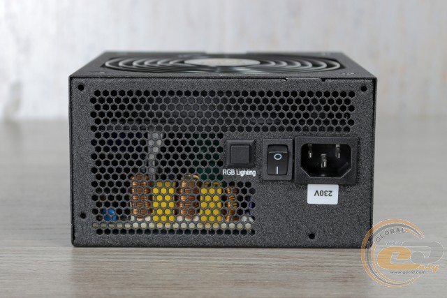 CHIEFTEC PHOTON GOLD 750W (GDP-750C-RGB)