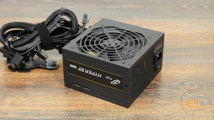 FSP HYPER 80+ PRO 650W