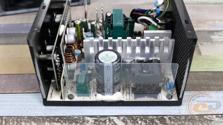 CHIEFTRONIC 750W BDK-750FC