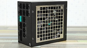 Огляд блока живлення DeepCool PX1300P: знайомство із флагманом