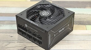 Огляд MSI MAG A850GLS PCIE5: дуже тихий і холодний блок живлення