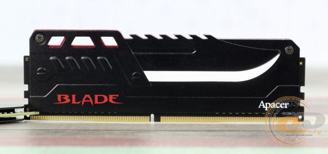DDR4-3600 Apacer BLADE EK.08GA4.KGBK2