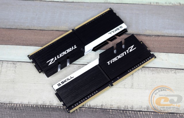 DDR4-3200 G.SKILL Trident Z F4-3200C15D-16GTZKW