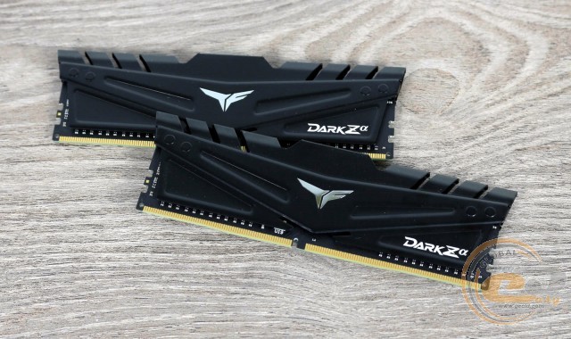 DDR4-4000 TEAMGROUP T-FORCE DARK Zα