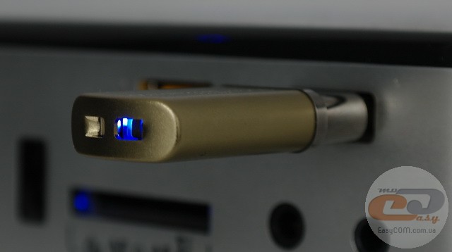 Transcend JetFlash 820G