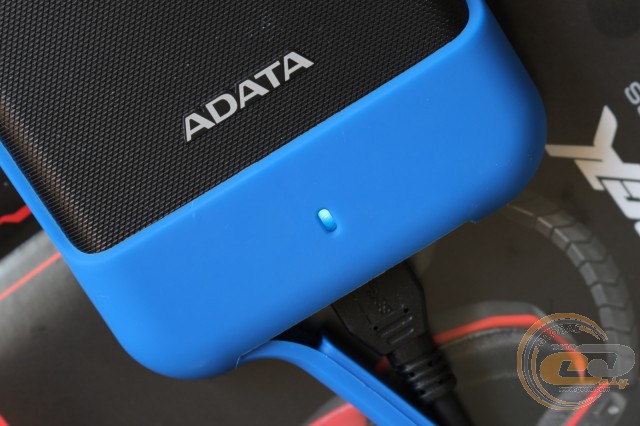 ADATA HD700