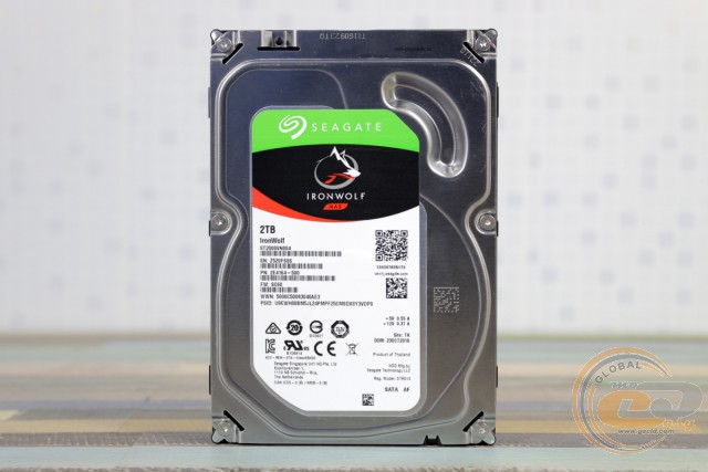 Seagate IronWolf (ST2000VN004)