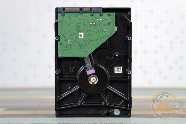 Seagate IronWolf (ST2000VN004)