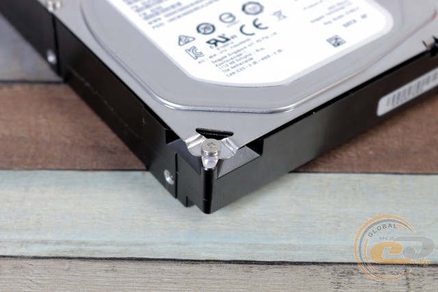 Seagate IronWolf (ST2000VN004)