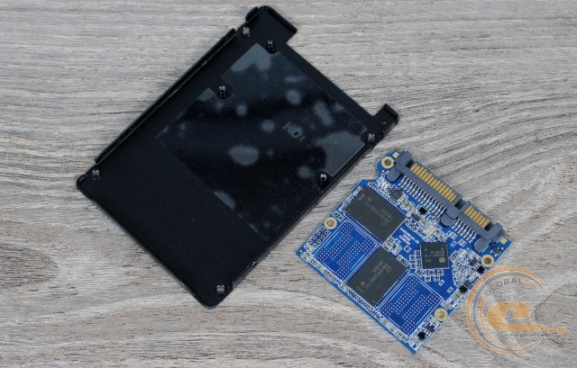 PATRIOT P200 (P200S1TB25)