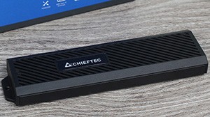 Огляд контейнера CHIEFTEC CEB-M2C-TLE для M.2 SSD: компактність та функціональність