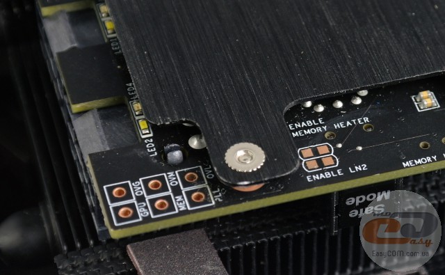ASUS ROG Matrix Platinum GTX 980 (MATRIX-GTX980-P-4GD5)