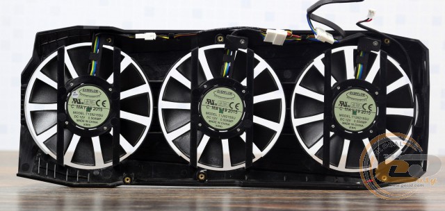 ASUS STRIX GTX 980 Ti (STRIX-GTX980TI-DC3OC-6GD5-GAMING)