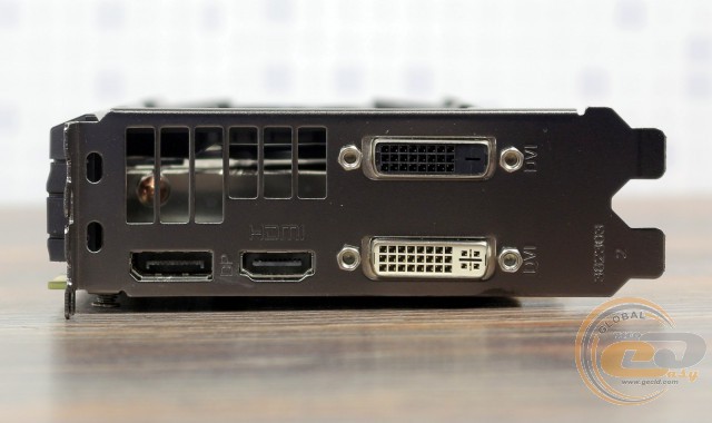 SAPPHIRE NITRO R7 370 4G D5