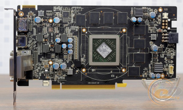 SAPPHIRE NITRO R7 370 4G D5