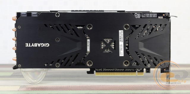 GIGABYTE Radeon R9 FURY WINDFORCE 3X OC (GV-R9FURYWF3OC-4GD)